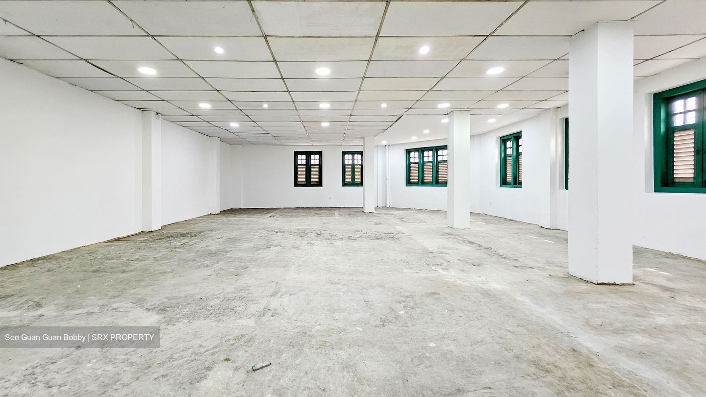 Sims Avenue (D14), Shop House #507867471